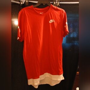 Red Nike Short Sleeve Medium